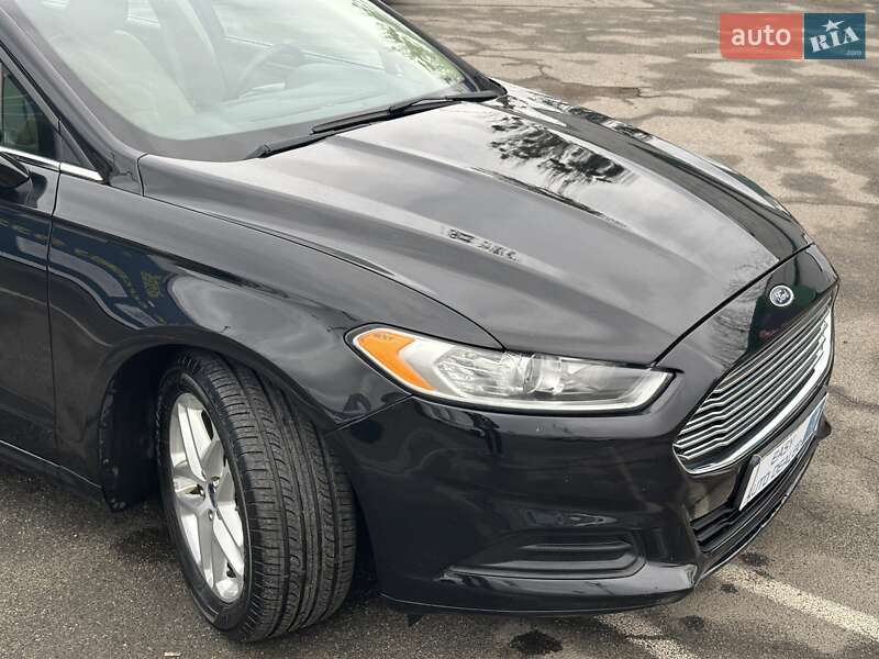 Седан Ford Fusion 2015 в Киеве