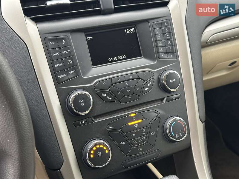 Седан Ford Fusion 2015 в Киеве