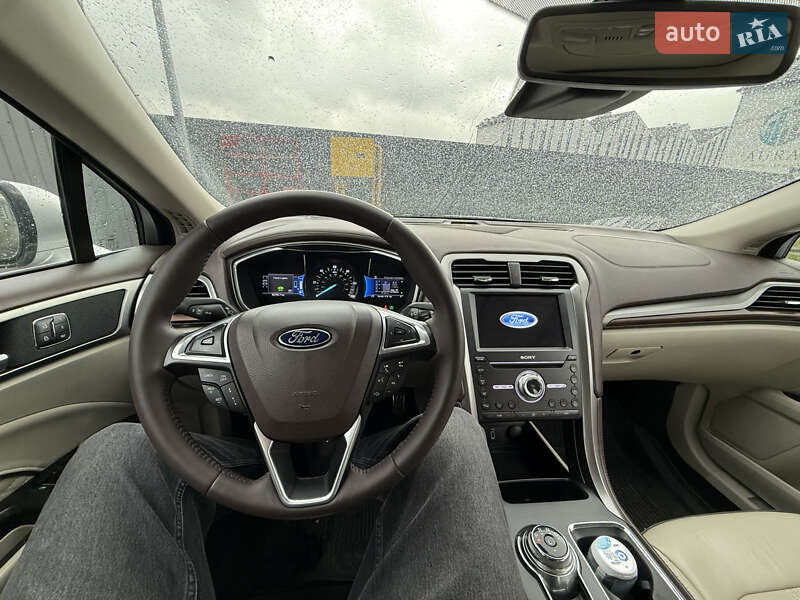 Седан Ford Fusion 2016 в Киеве фото 11 Седан Ford Fusion 2016 в Киеве