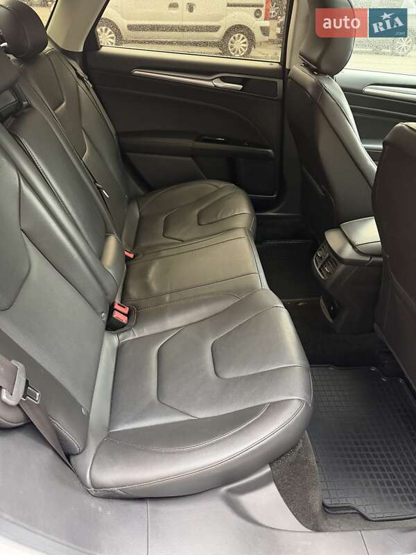 Седан Ford Fusion 2016 в Киеве