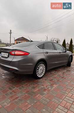 Седан Ford Fusion 2013 в Переяславі