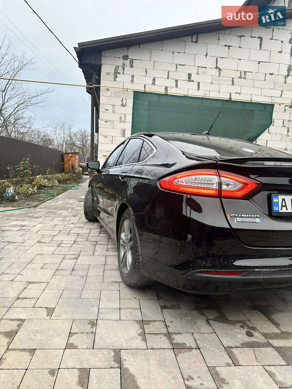 Седан Ford Fusion 2015 в Переяславі