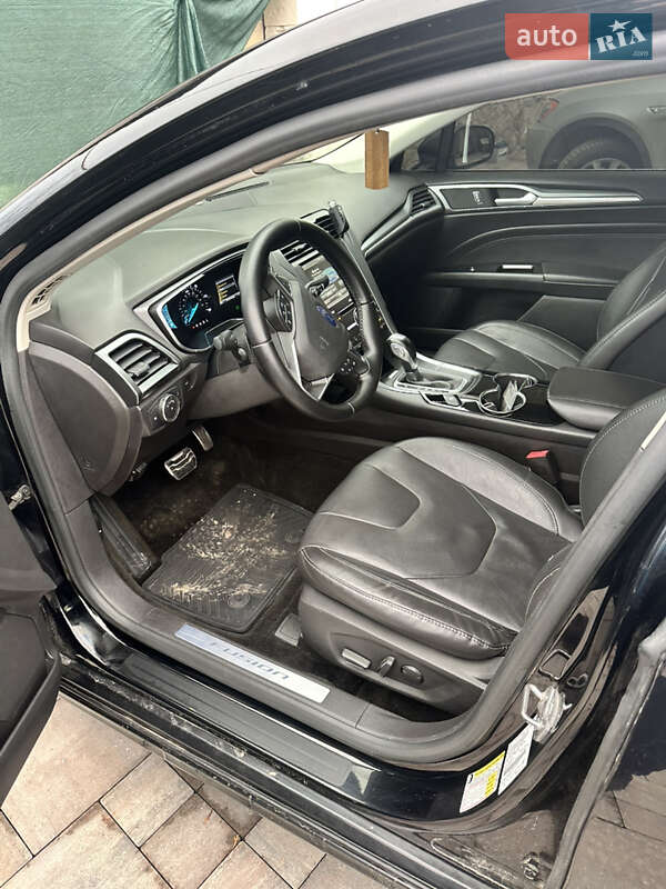 Седан Ford Fusion 2015 в Переяславі