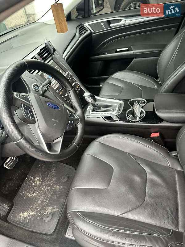 Седан Ford Fusion 2015 в Переяславі