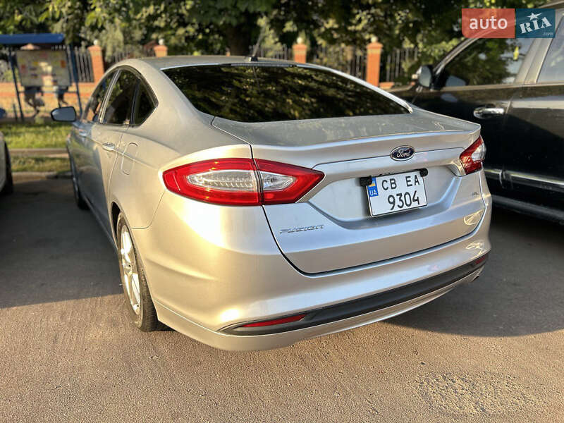 Седан Ford Fusion 2013 в Чернигове