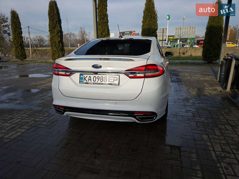 Седан Ford Fusion 2018 в Киеве