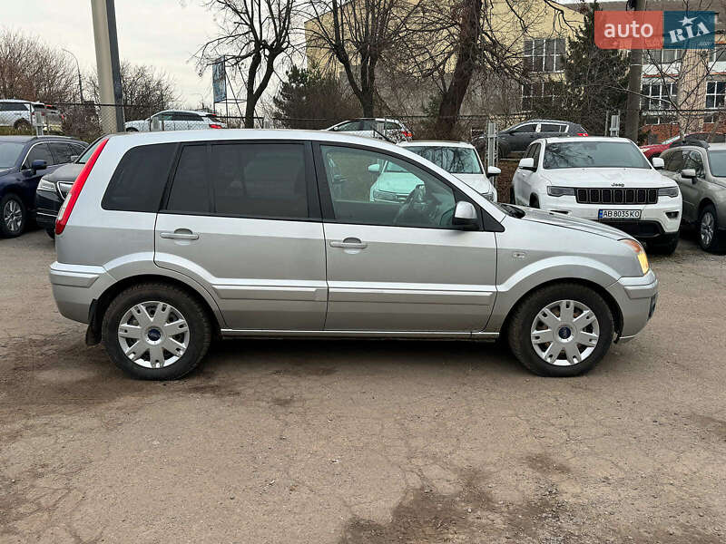 Хэтчбек Ford Fusion 2010 в Виннице