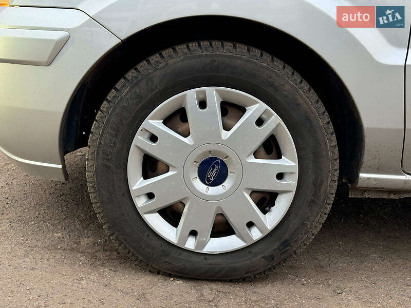 Хэтчбек Ford Fusion 2010 в Виннице