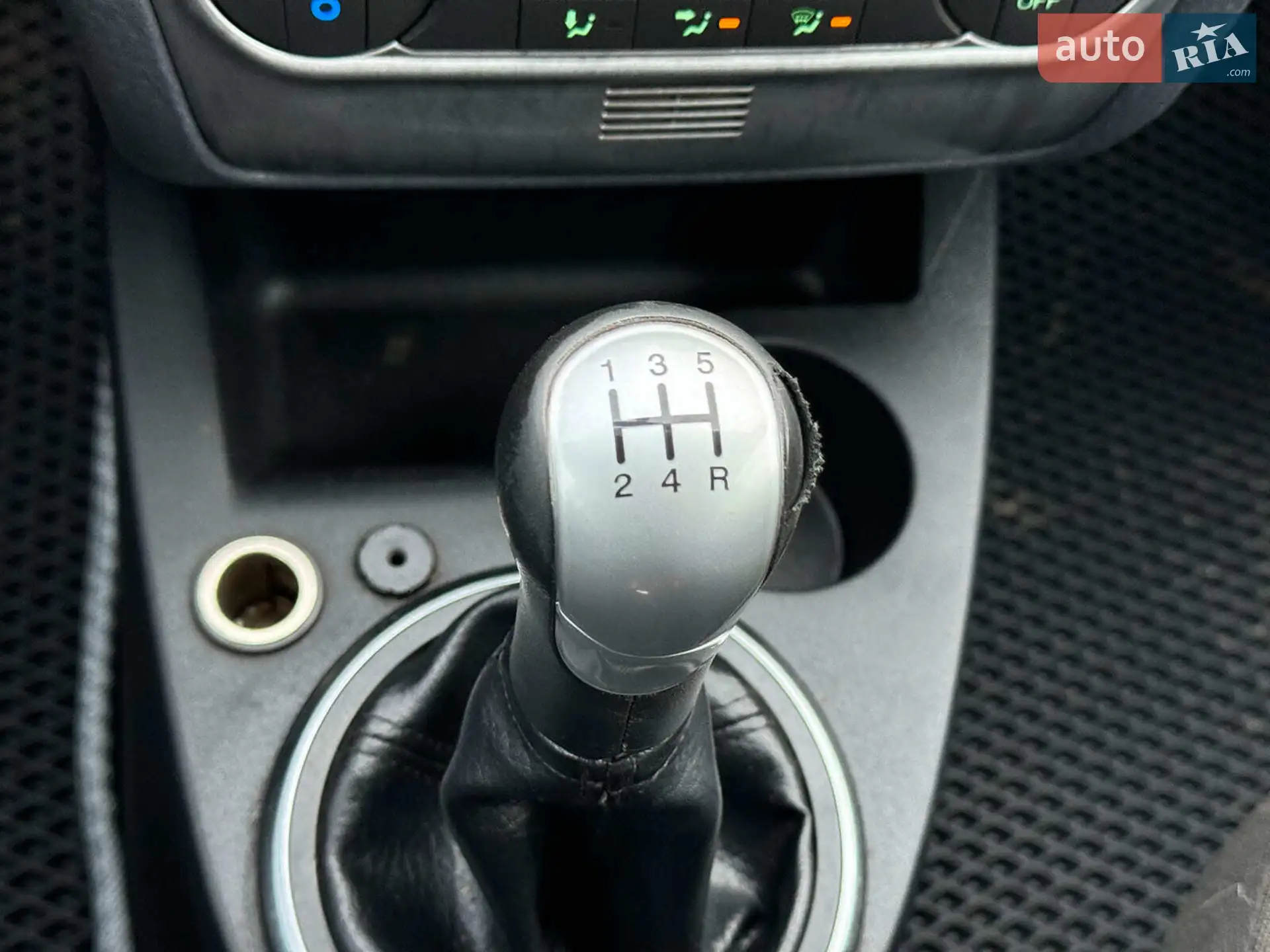 2010 Ford Fusion - мініатюра 28