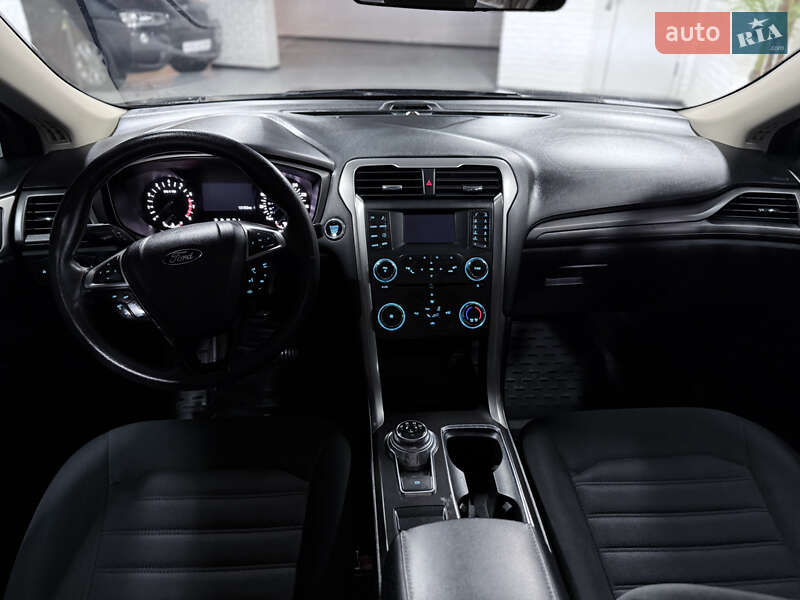 Седан Ford Fusion 2017 в Одессе