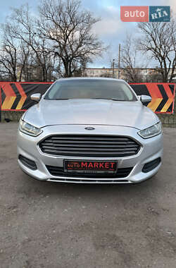 Седан Ford Fusion 2014 в Кропивницком