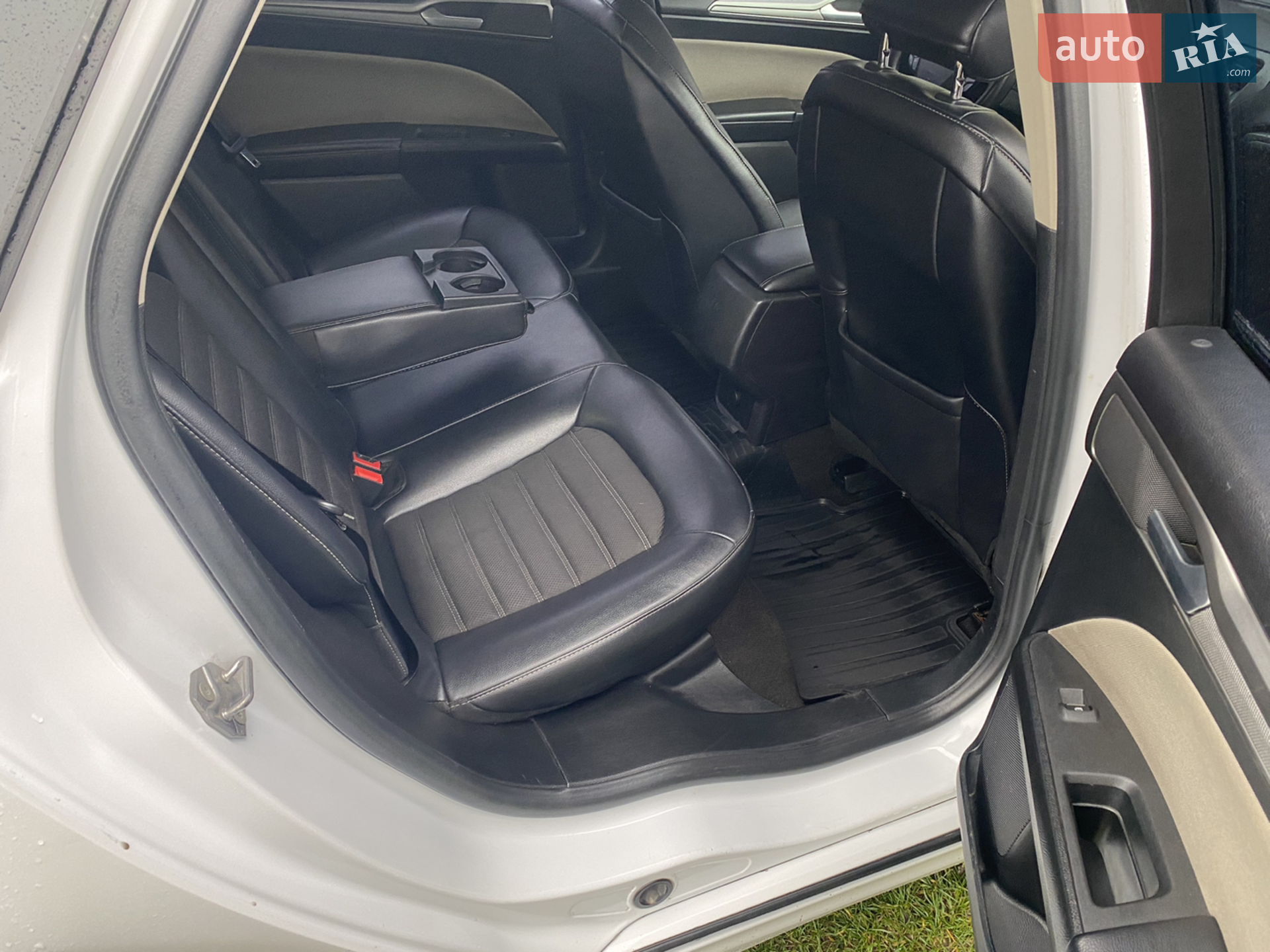 2019 Ford Fusion - мініатюра 16