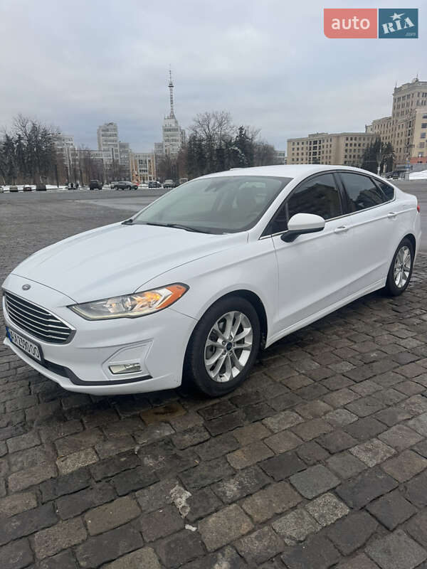 Седан Ford Fusion 2019 в Харькове