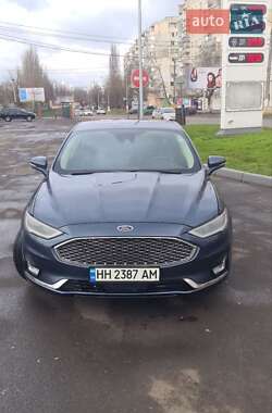 Седан Ford Fusion 2019 в Одесі