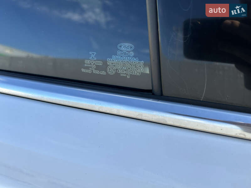 Седан Ford Fusion 2014 в Дніпрі