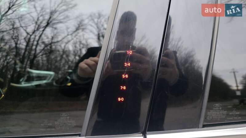 Седан Ford Fusion 2015 в Умани