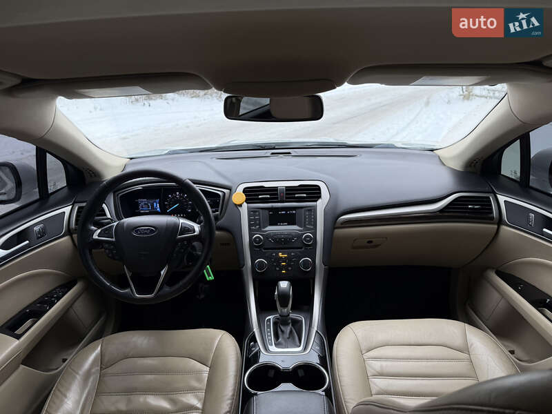 Седан Ford Fusion 2016 в Києві