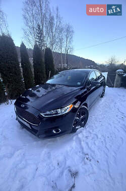 Седан Ford Fusion 2016 в Яремчі