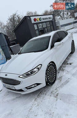 Седан Ford Fusion 2016 в Кам'янському