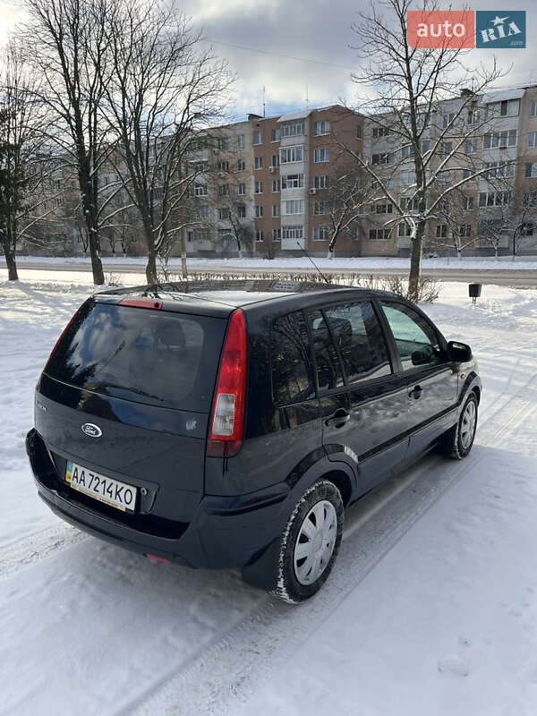 Хетчбек Ford Fusion 2011 в Ніжині