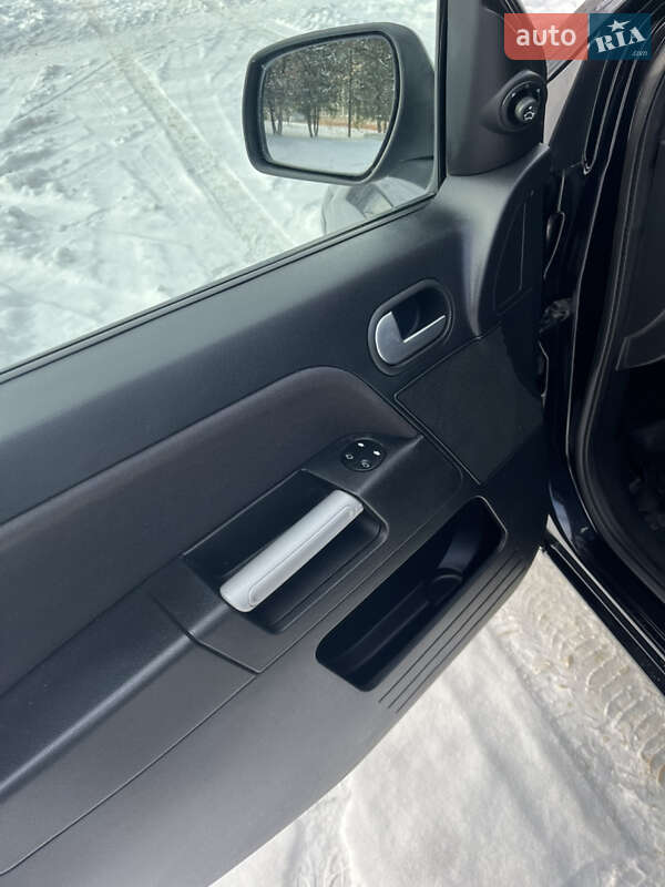 Хетчбек Ford Fusion 2011 в Ніжині