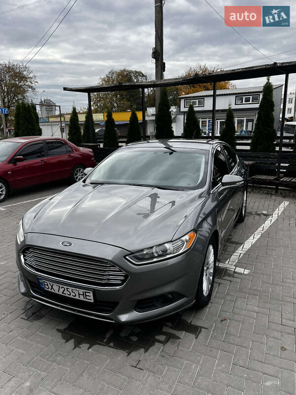 Седан Ford Fusion 2013 в Кам'янець-Подільському