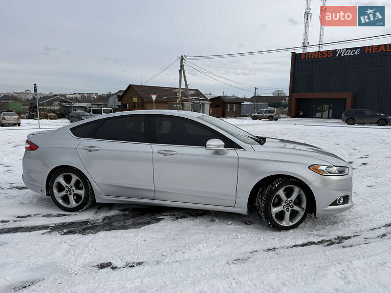 Седан Ford Fusion 2014 в Виннице