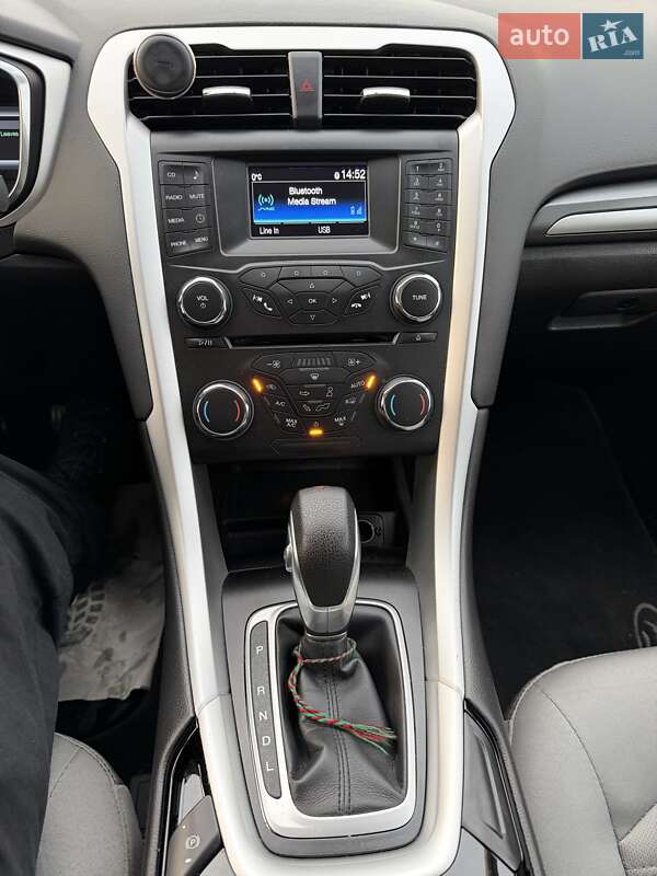 Седан Ford Fusion 2014 в Киеве