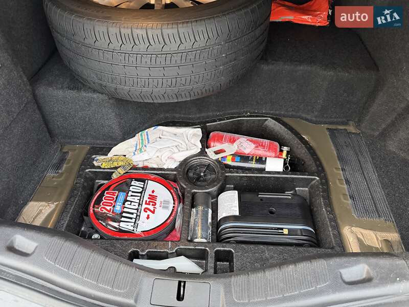 Седан Ford Fusion 2014 в Киеве