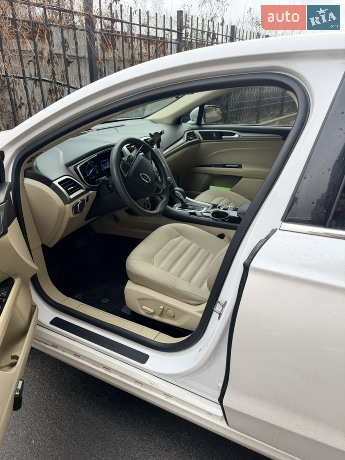 2013 Ford Fusion - мініатюра 9
