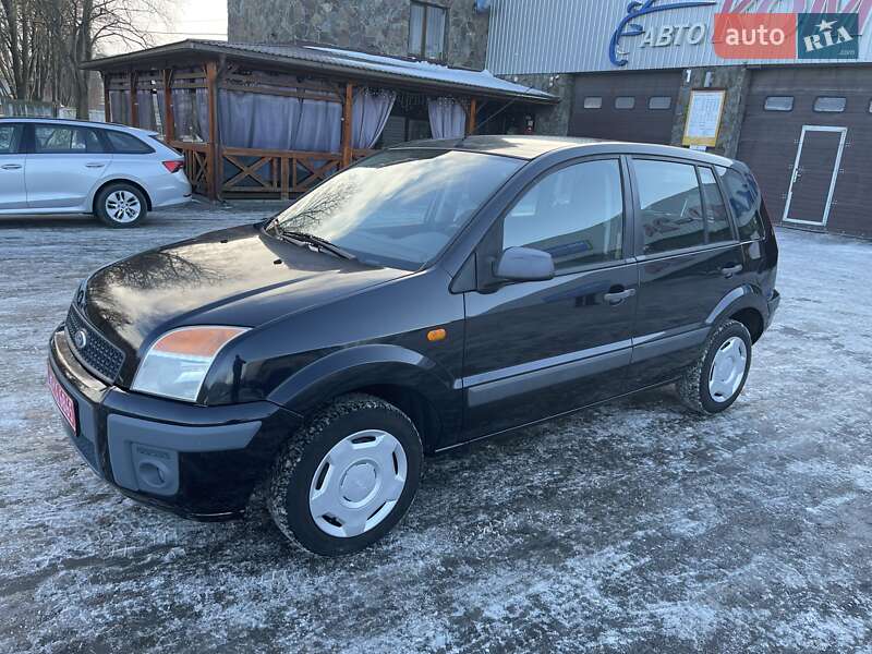 Хетчбек Ford Fusion 2008 в Луцьку