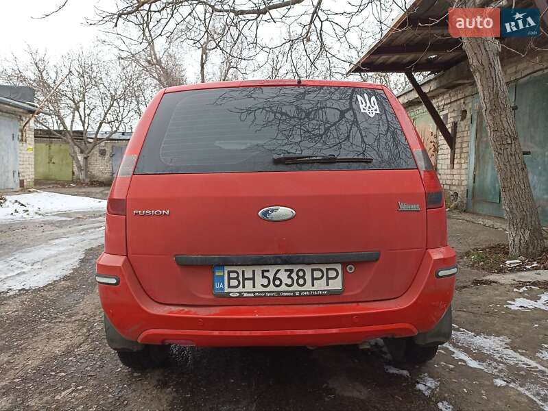 Хетчбек Ford Fusion 2003 в Южноукраїнську