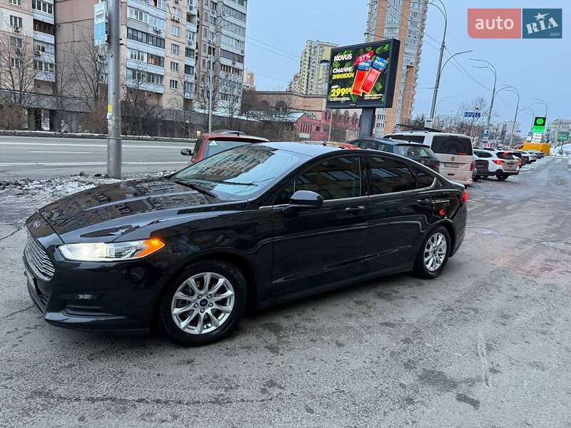 Седан Ford Fusion 2014 в Києві фото Седан Ford Fusion 2014 в Києві