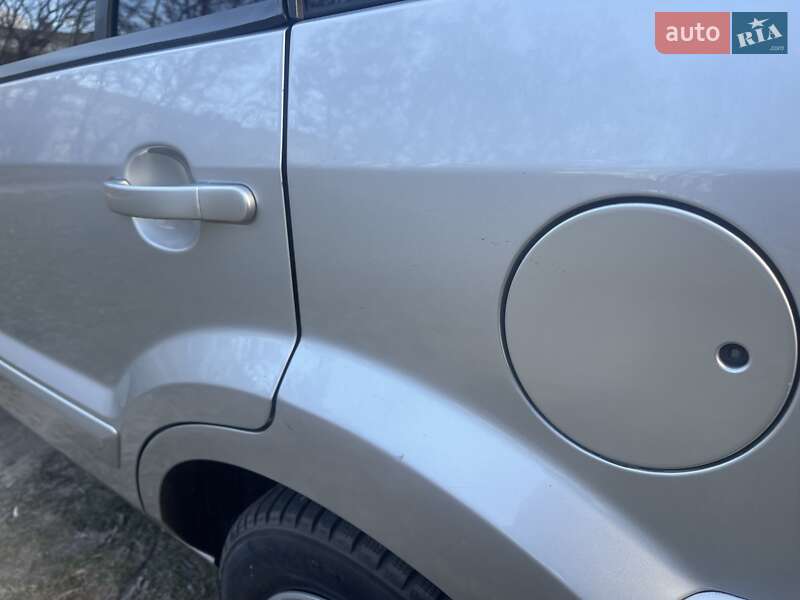 Хэтчбек Ford Fusion 2010 в Нежине