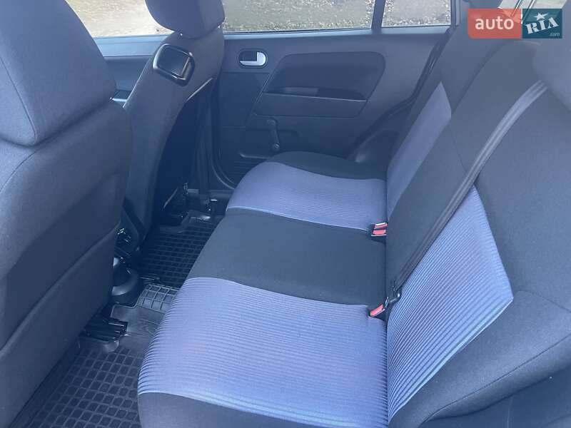 Хэтчбек Ford Fusion 2010 в Нежине