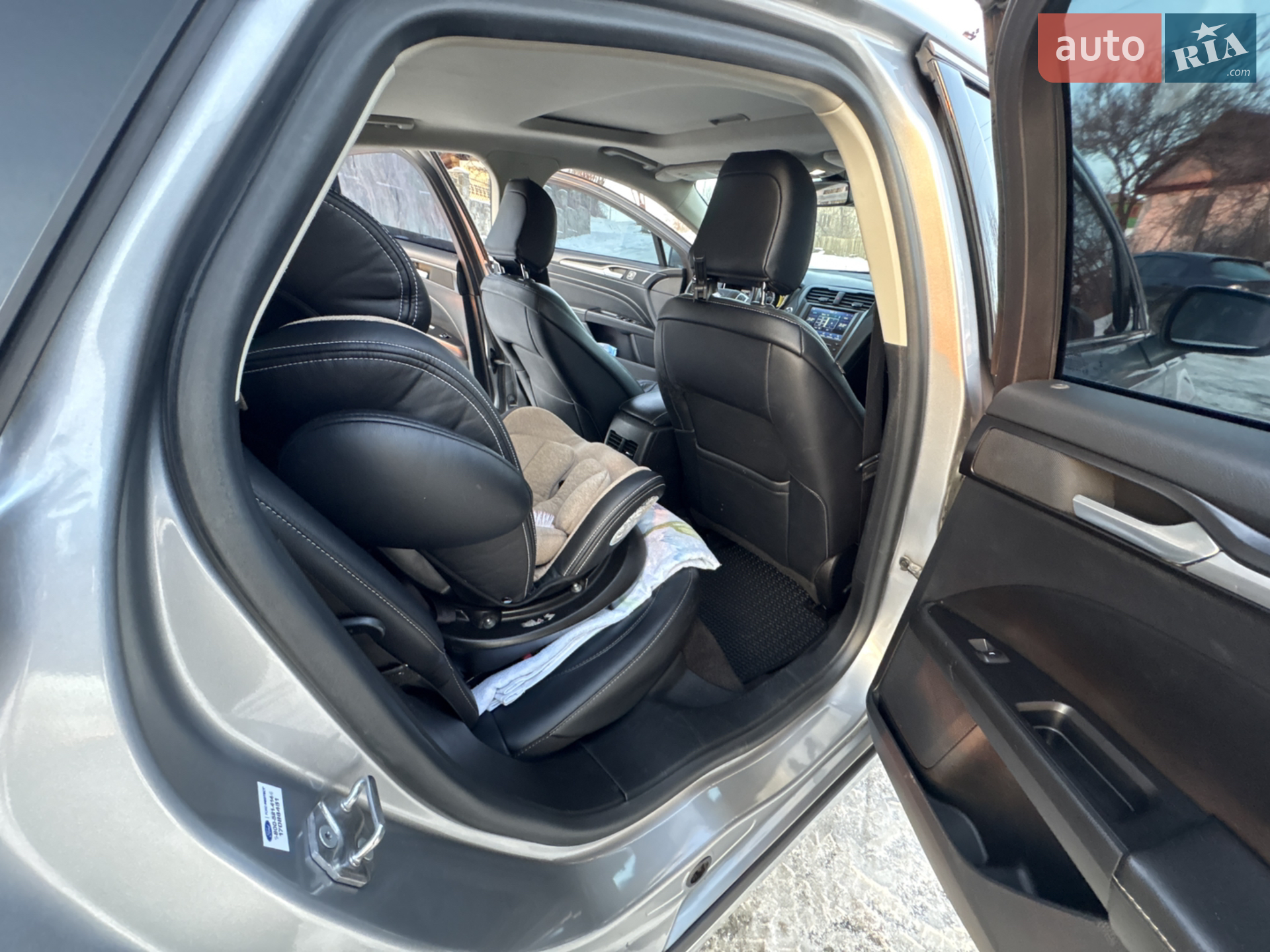 2020 Ford Fusion - мініатюра 23
