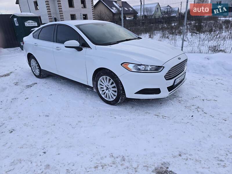 Седан Ford Fusion 2015 в Києві фото 2 Седан Ford Fusion 2015 в Києві