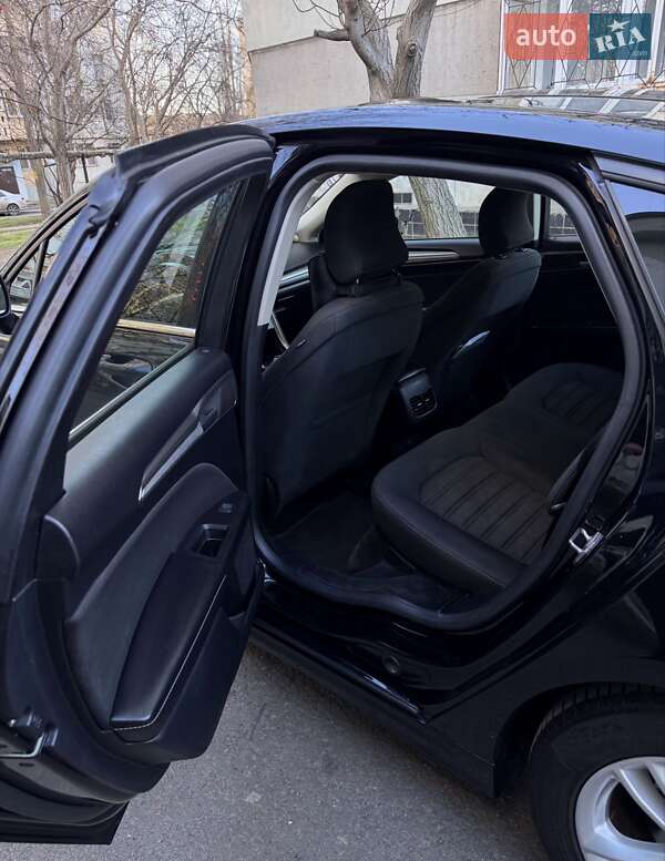 Седан Ford Fusion 2018 в Одессе