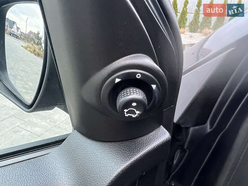 Хетчбек Ford Fusion 2009 в Луцьку