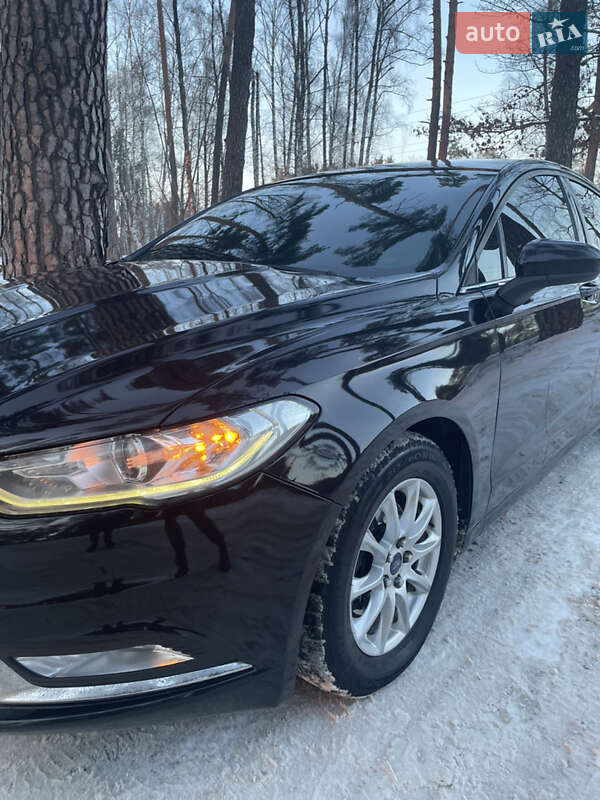 Седан Ford Fusion 2017 в Чернігові