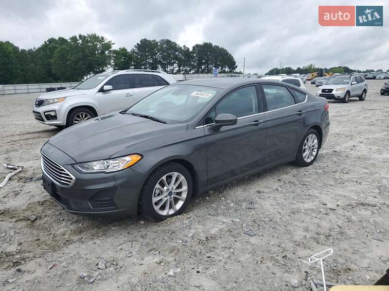 Ford Fusion 2020