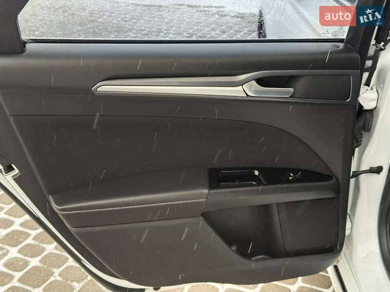 Седан Ford Fusion 2013 в Івано-Франківську фото 16 Седан Ford Fusion 2013 в Івано-Франківську