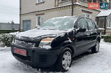 Хэтчбек Ford Fusion 2006 в Звягеле
