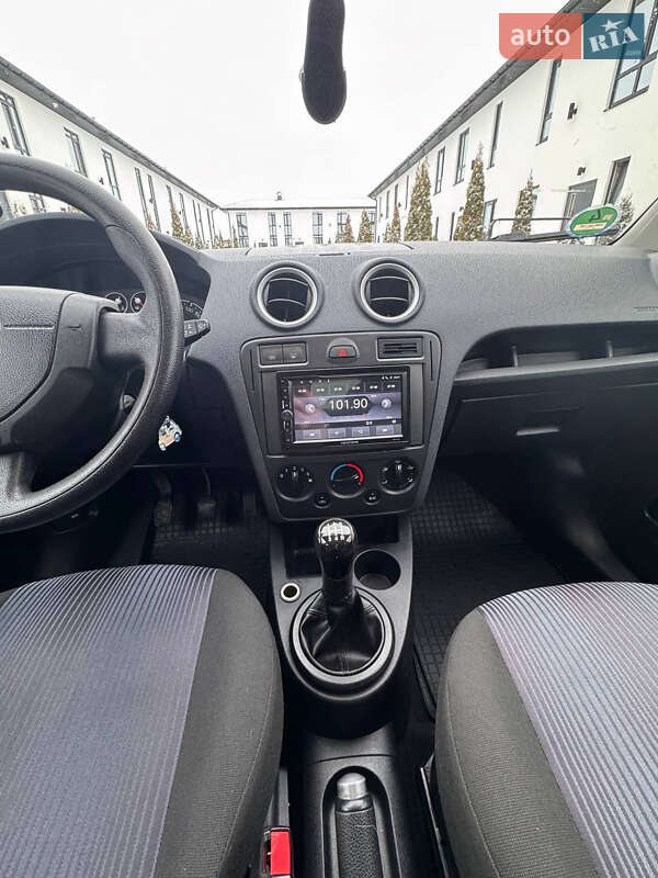 Хетчбек Ford Fusion 2006 в Києві фото 21 Хетчбек Ford Fusion 2006 в Києві