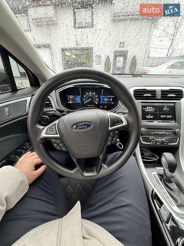 Седан Ford Fusion 2016 в Каменец-Подольском