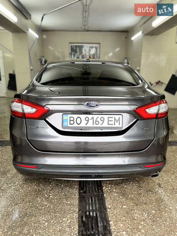 Седан Ford Fusion 2016 в Каменец-Подольском