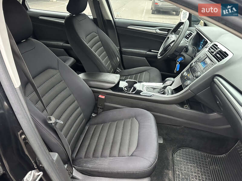 Седан Ford Fusion 2014 в Києві