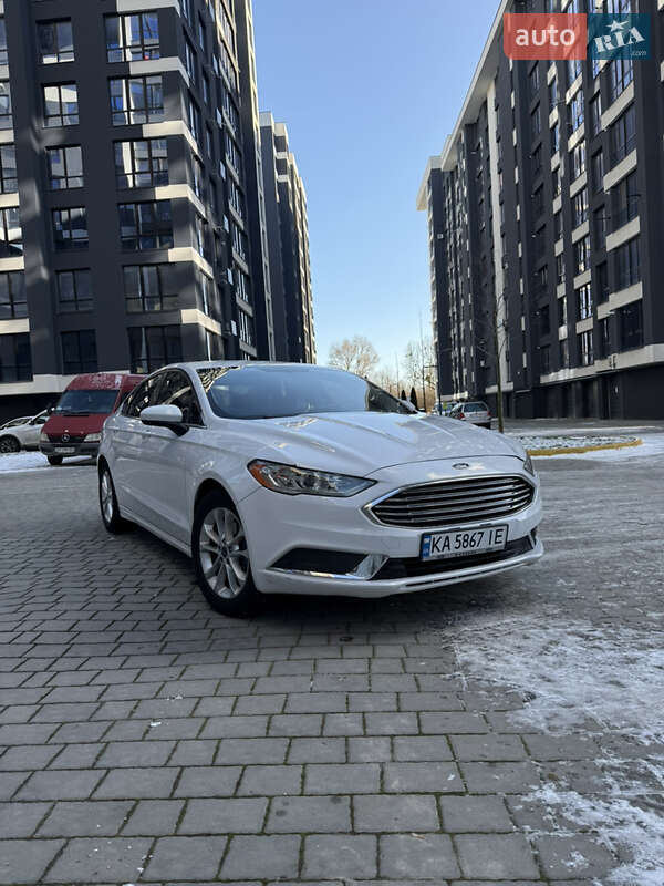 Седан Ford Fusion 2016 в Івано-Франківську