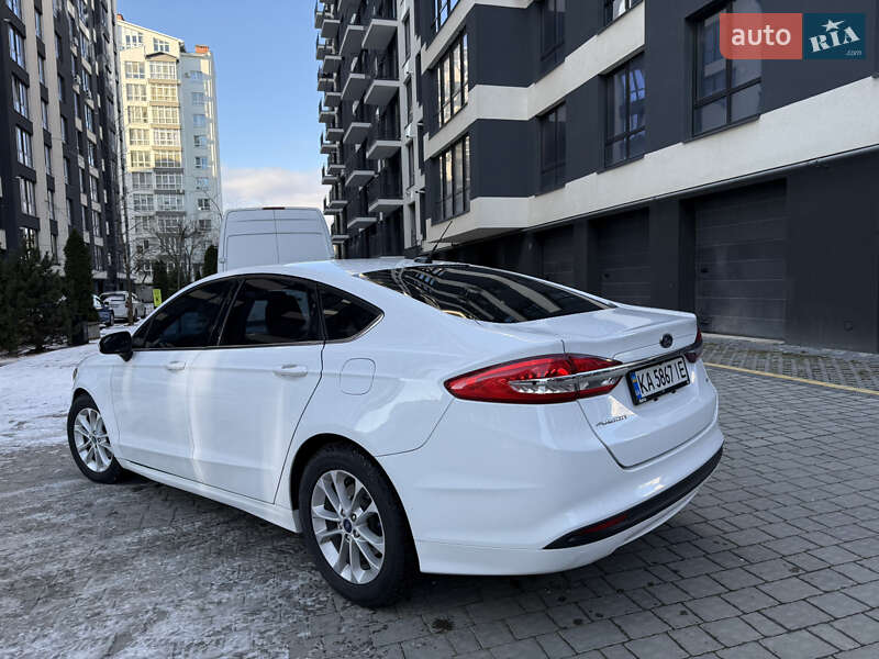 Седан Ford Fusion 2016 в Івано-Франківську