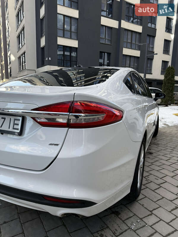 Седан Ford Fusion 2016 в Івано-Франківську